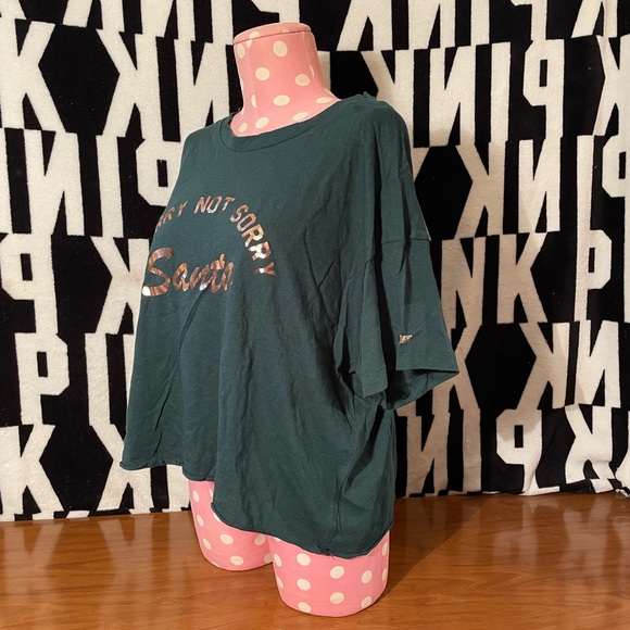 Victoria’s Secret PINK Christmas Shirt VS PINK NEW NWT - Picture 4 of 7